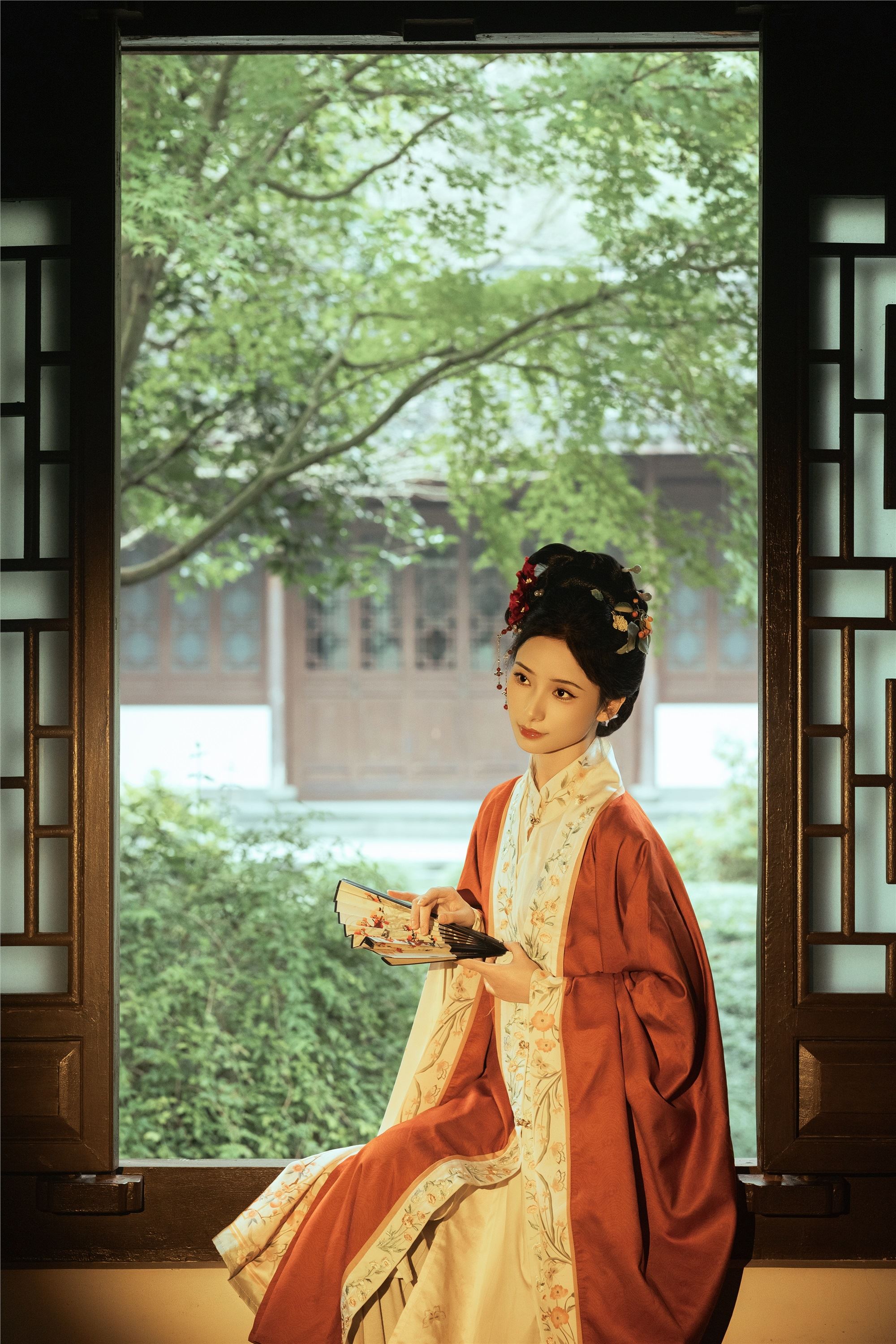 YITUYU艺图语 2025.01.26 秋游故寺 眸小妖